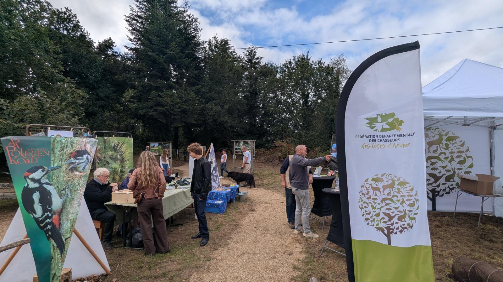 Stand du centre forêt bocage et de la Fédération des chasseurs de Côtes d'Armor